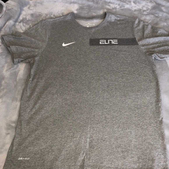 Nike Dri-Fit Shirt - Picture 6 of 6